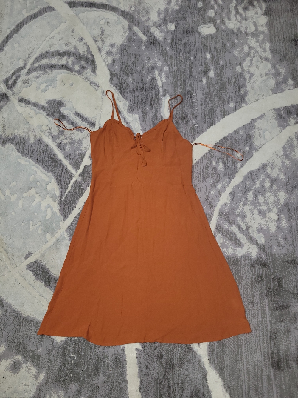 Suzy Shier Tie-Front Spaghetti Strap Mini Dress in Rust Orange Size XS